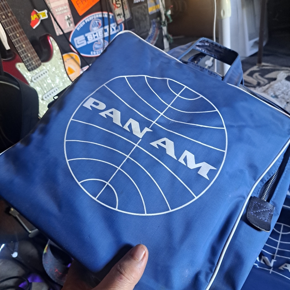 COPY - Limited Edition Rare Pan Am Beatles Flight Vintage  Bag Very Clean 1964 …